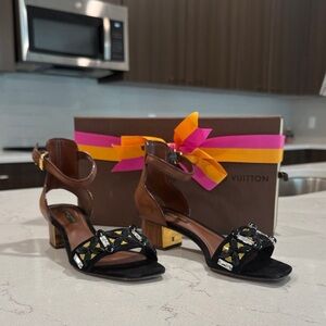 Louis Vuitton Black and Brown Heeled Sandals size 36